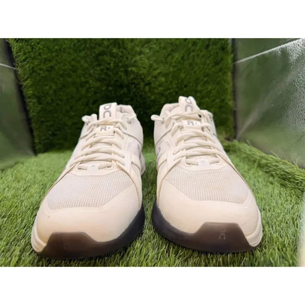 On Running The Roger Clubhouse Pro LC 3WE30560852 Athletic Shoes Womens 11 White